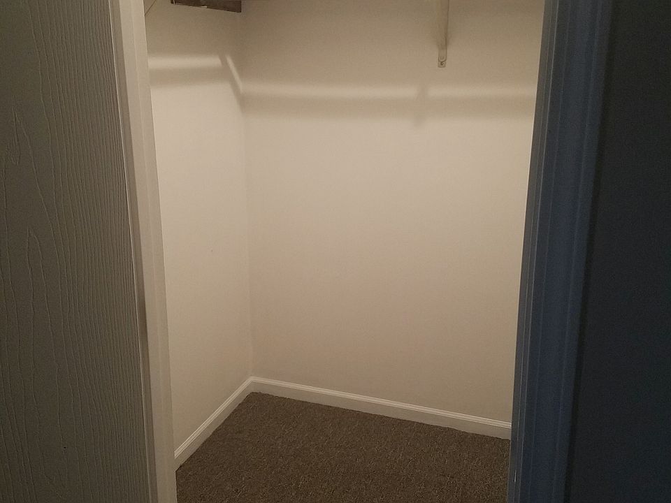 Master bedroom walk-in closet