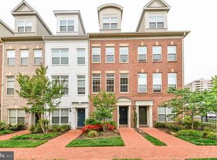 402 N Thomas St, Arlington, VA 22203