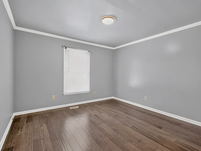 3215 Arthur Dr — Photo 6