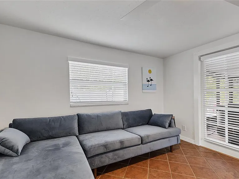 2469 Waldemere St — Photo 6