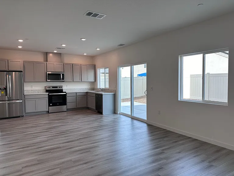 8935 Osterville Way — Photo 2