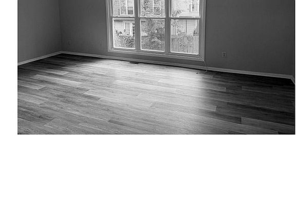 4th image of 1904 Eloise Ln #A