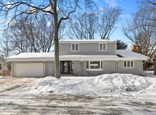 4396 Snail Lake Ct W, Shoreview, MN 55126