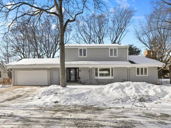 4396 Snail Lake Ct W, Shoreview, MN 55126