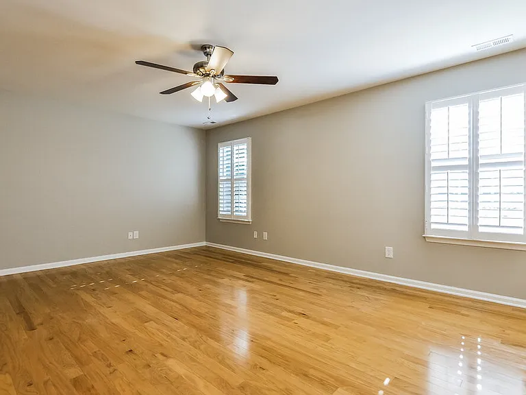 259 N Fuquay Springs Ave — Photo 2
