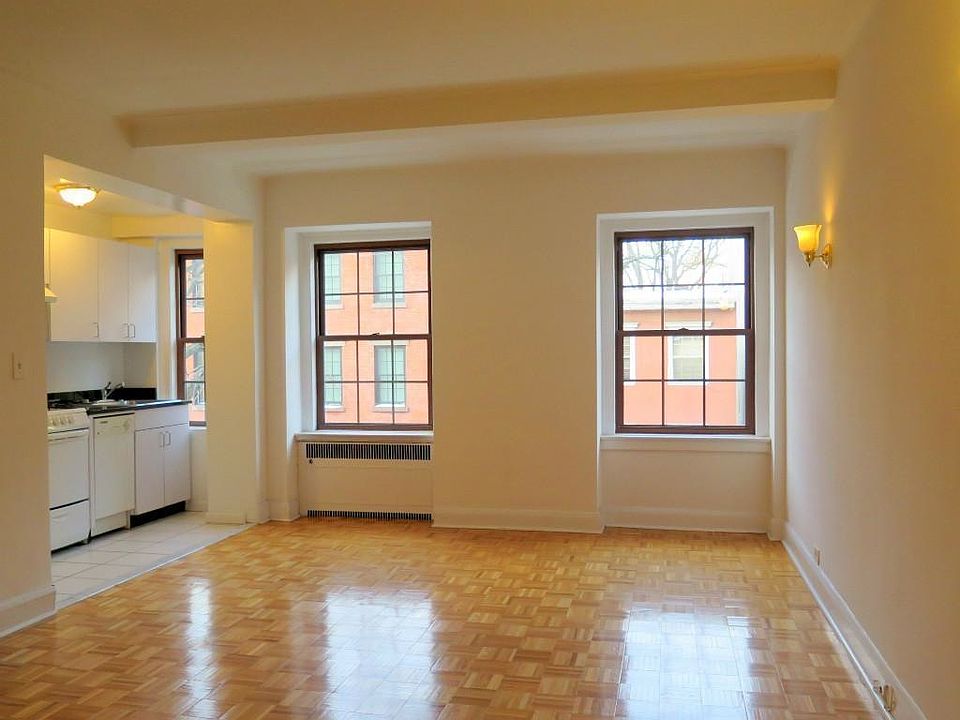 1st image of 80 Cranberry St #1LV