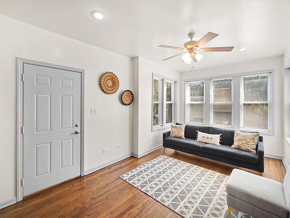 1st image of 6648 S Ingleside Ave #1