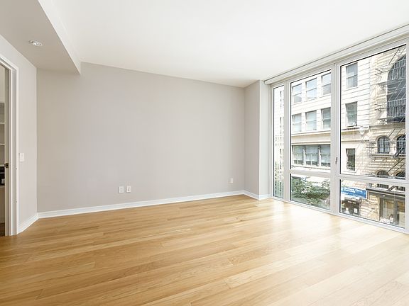 4th image of 130 W 19th St APT 4C
