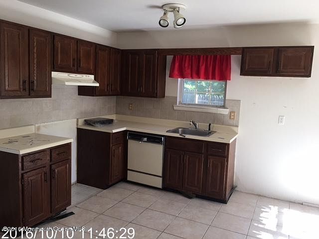 2nd image of 583 Innkeeper Ln