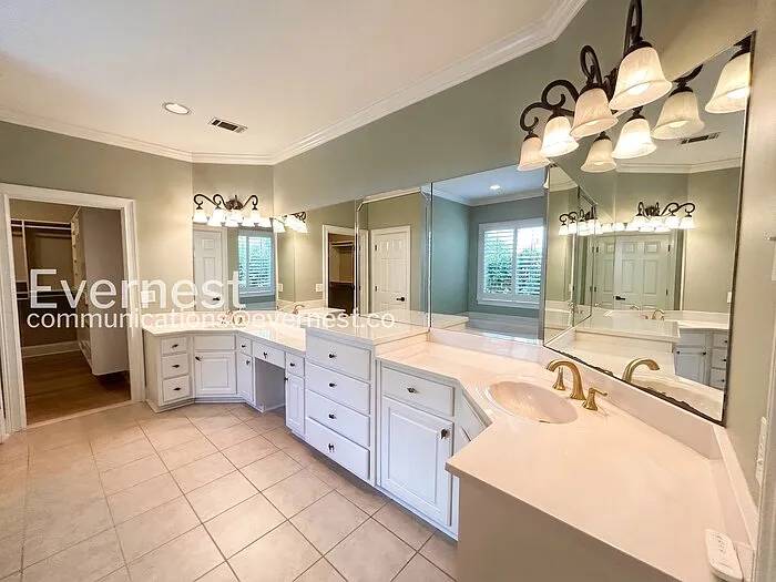 4706 Woodlawn Ct NE — Photo 20