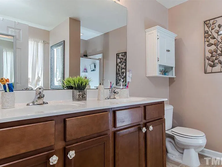 8030 McKee Dr — Photo 20