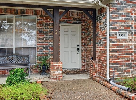 2nd image of 1361 Misty Cove Dr