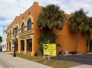 909 Tamiami Trl, North Venice, FL 34275