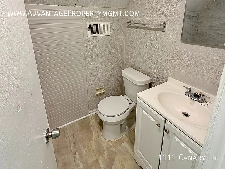 1111 Canary Ln — Photo 16