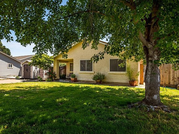 4th image of 8540 Imran Woods Cir