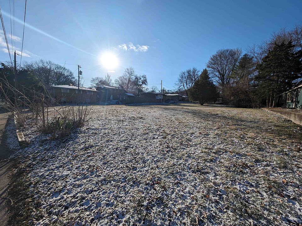 2nd image of 2707 Starkweather Rd