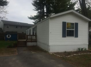 9 Goosefare Dr, Old Orchard Beach, ME 04064