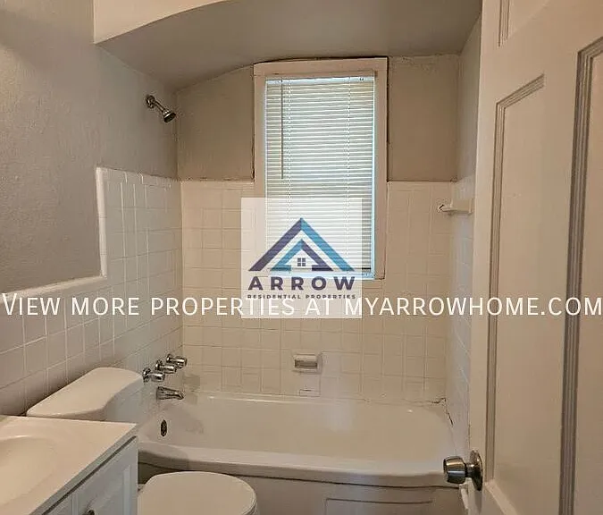 10116 Cloverdale Dr — Photo 5