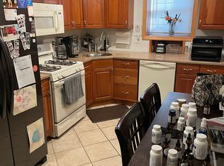 3377 Agar Pl, Bronx, NY 10465