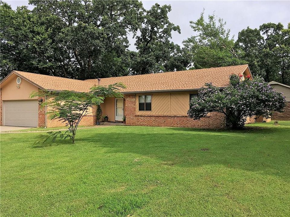 1st image of 3401 W Beechwood Dr