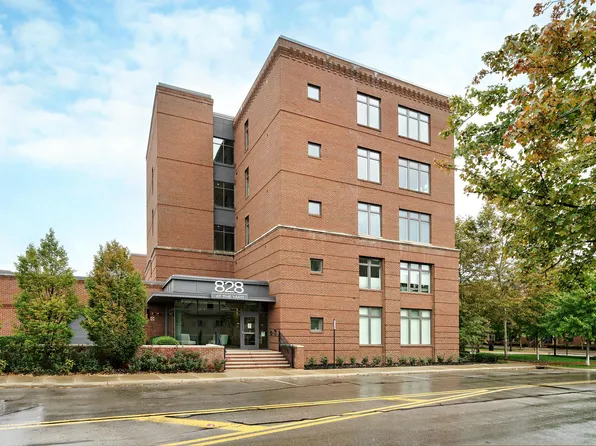 828 Bobcat Ave APT 401, Grandview Heights, OH 43212