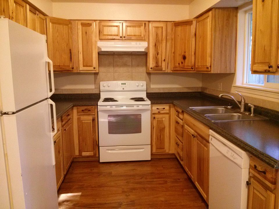 2nd image of 7122 20th Ave SE APT 2
