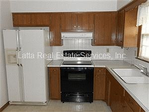 Equipped Kitchen