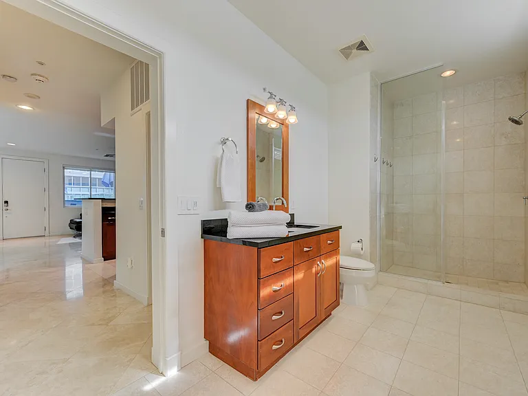 4535 Dean Martin Dr #103 — Photo 31