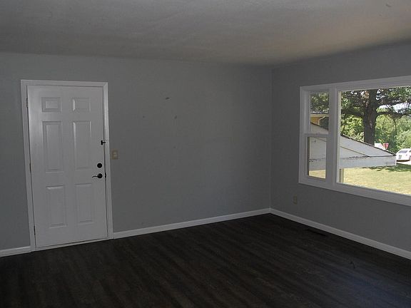 4th image of 1517 3rd Ave