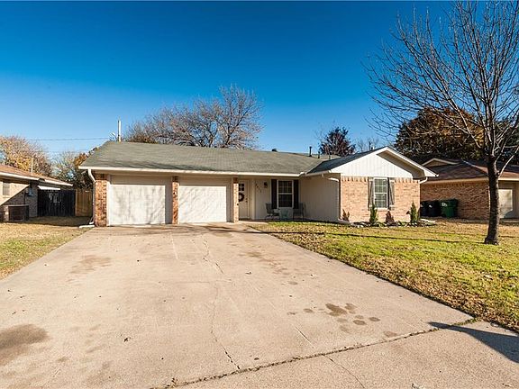 2nd image of 3411 Meadowlark Ln