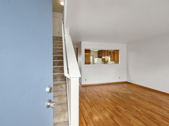 3rd image of 250 Pilarcitos Ave #B