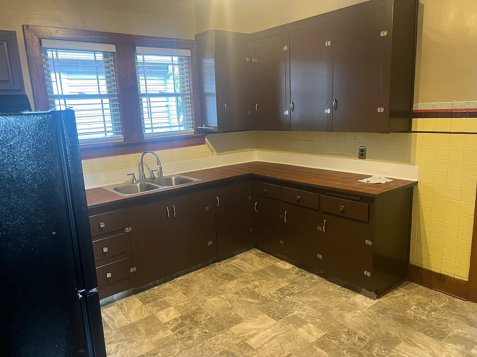 173 Fargo Ave — Photo 3