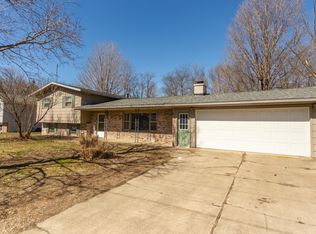 629 Joining Rd, Saint Joseph, MI 49085