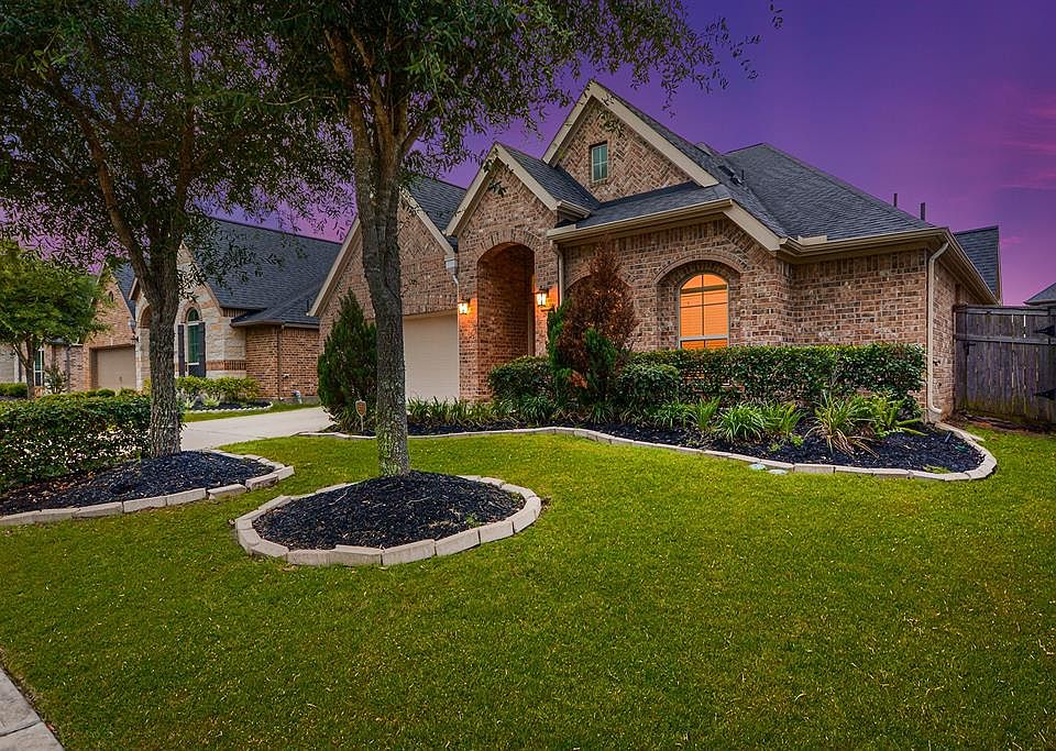 1st image of 28126 Twin Knolls Lane