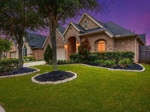 28126 Twin Knolls Lane, Fulshear, TX 77441