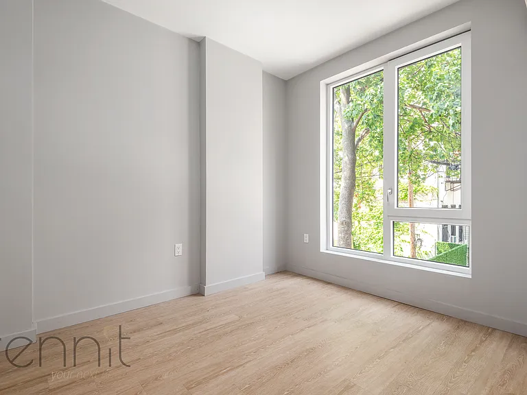 2809 Clarendon Rd #200 — Photo 11