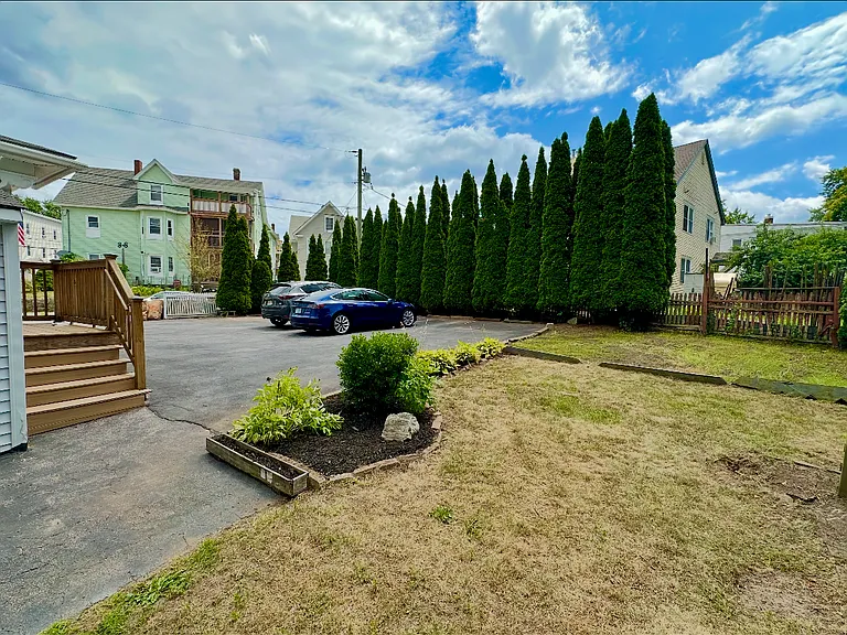 24 Malvern St #1 — Photo 10