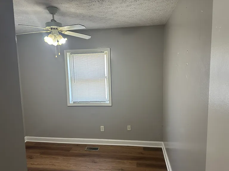 4005 E 31st St — Photo 10