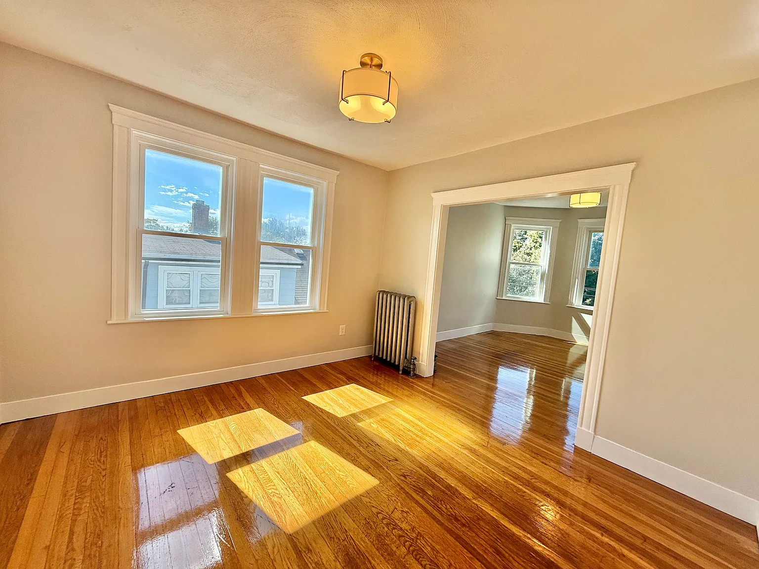 2 bed, 1000 sqft, $2,800 — Photo 4