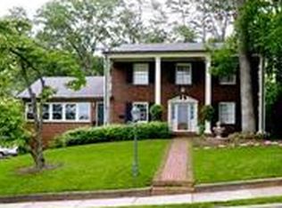 692 1st St NW, Hickory, NC 28601