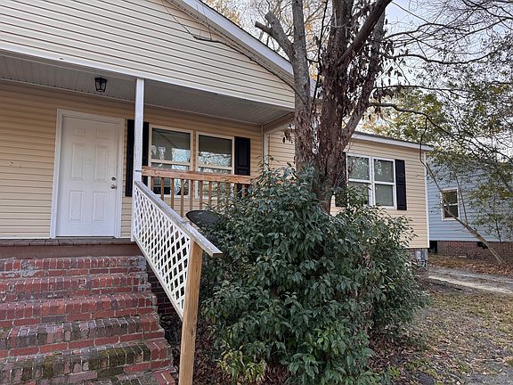 2nd image of 1406 N Dawson St #B