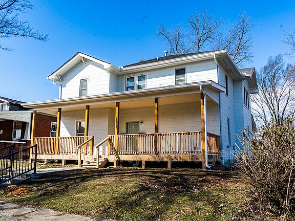 4th image of 2453 E 5th Ave #1