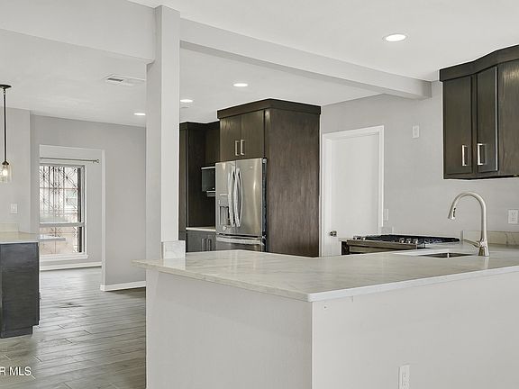 3rd image of 4507 Hellas Dr
