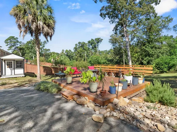 1500 Redwood Dr, West Columbia, SC 29169