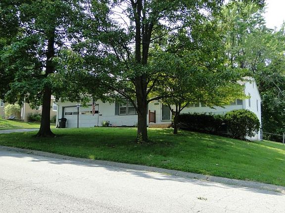 2nd image of 3400 S Crisp Ave