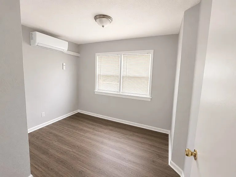 1112 Rivington St #2 — Photo 7