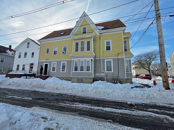 3rd image of 2 Rockland St