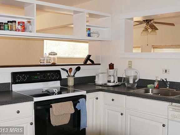 4th image of 7022 Marguerite Ct