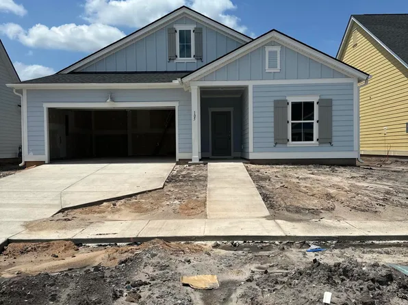 105 Barker St, Summerville, SC 29486