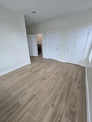 Rented by Outlive | media 11